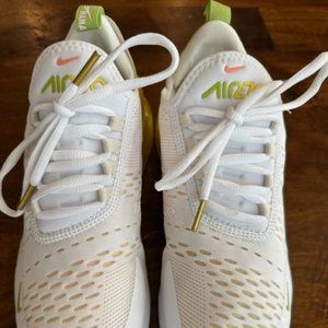 **SOLD** Women's Nike Air Max 270 SE Mama Casual Shoes
